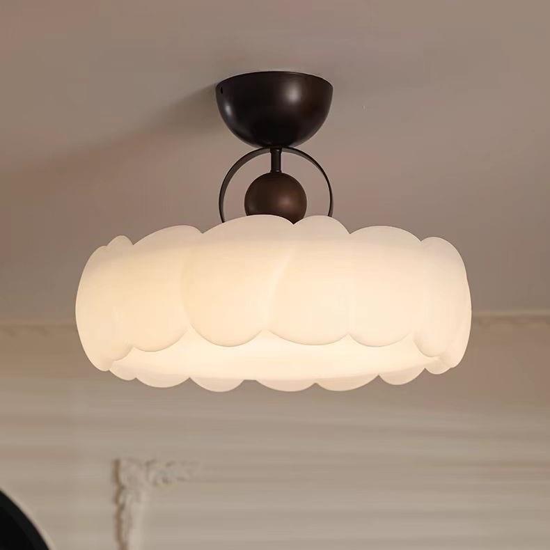 法式卧室吸顶灯中古奶油风公主房灯具简约羽毛灯设计书房灯