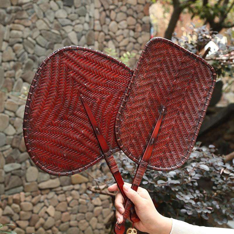 手工竹编大漆竹扇复古风工艺竹编扇子拍摄竹制仿古扇夏季纳凉扇子