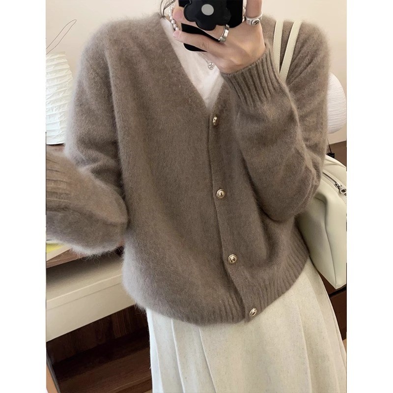 速发浣熊绒毛衣慵冬温感软糯秋懒风V领针织开衫外套高级柔内搭上