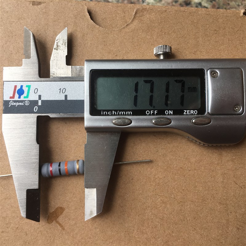 碳膜/氧化膜电阻 标准3W 20K/22K/24K/27K/30K/33K/36K (100个)