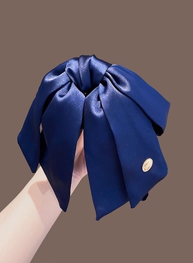 简约精致蝴蝶结抓夹女2025新款后脑勺盘发鲨鱼夹职场通勤百搭头饰