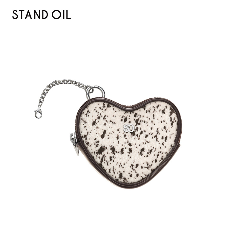 【超越同款】韩国Standoil心形耳机包25秋冬新款小包收纳钱包挂件