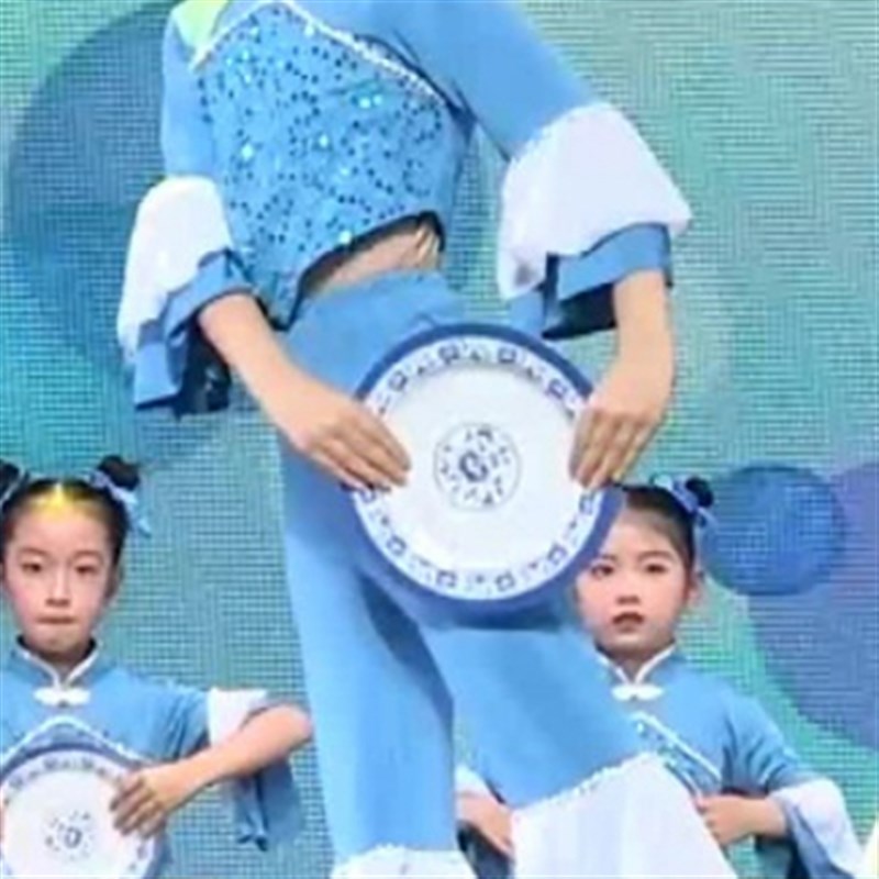 现货速发小荷风采粒粒盘中餐粒粒皆辛苦舞蹈盘子道具儿童演出服碟