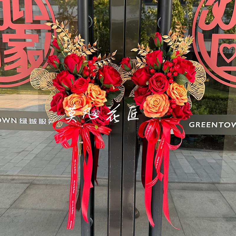楼盘交付交房商铺开业单元大堂楼栋大门把手金色仿真花艺花束装饰