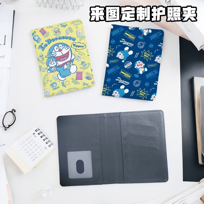 护照夹多功能收纳证件便捷携带防丢失旅行必备收纳叮当猫哆啦A梦