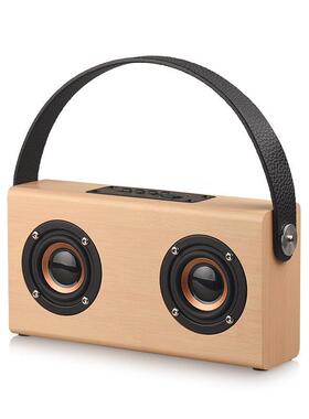 现代简约样板间儿童房音响摆件样品屋展示中心创意书桌木质搭配软