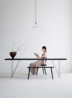 叁几 又见书桌 侘寂风白蜡木餐桌实木岛台黑色家用办公桌碳化茶桌