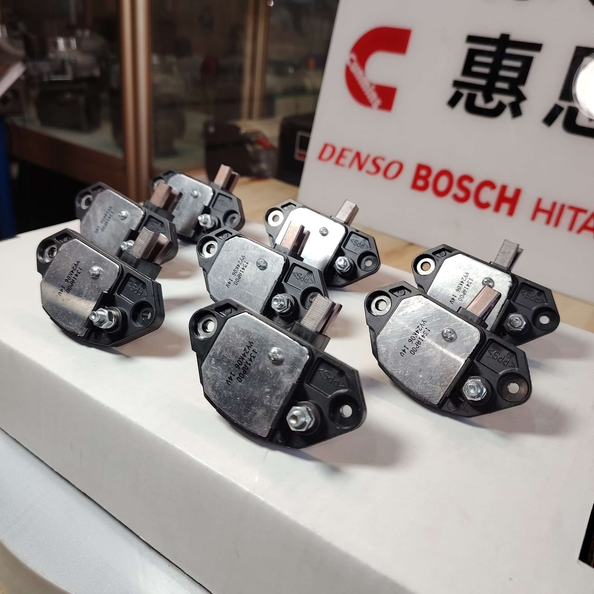 工程机械发电机配件 调节器 1341AP00  发电机调节器1341AP00