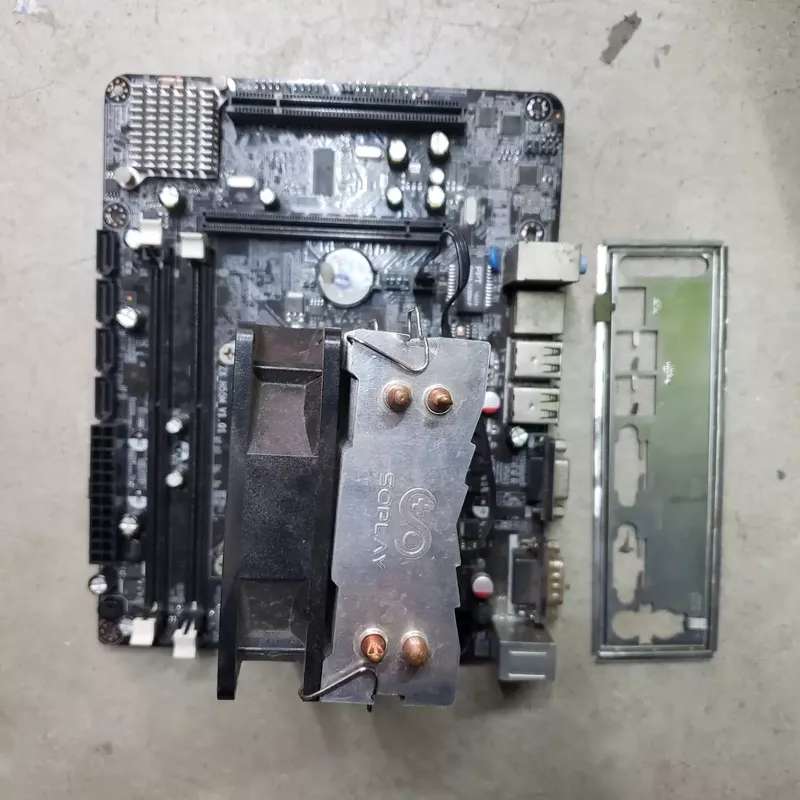 议价ZX-H55M主板 CPU是i5-650 成色 有挡板和图片