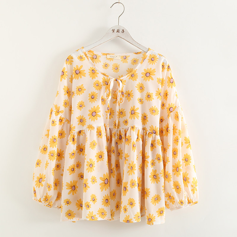 梦箱子2023夏新款清新雏菊花朵减龄娃娃衫系带圆领套头宽松衬衫女