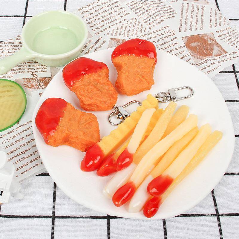 仿真炸鸡块薯条钥匙扣挂件茄汁波纹薯条狼牙土豆挂饰拍摄食玩道具