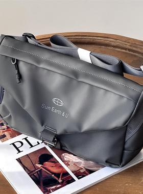 Sun Earth&U邮差包女防水通勤包大容量轻便斜挎包都市骑行包