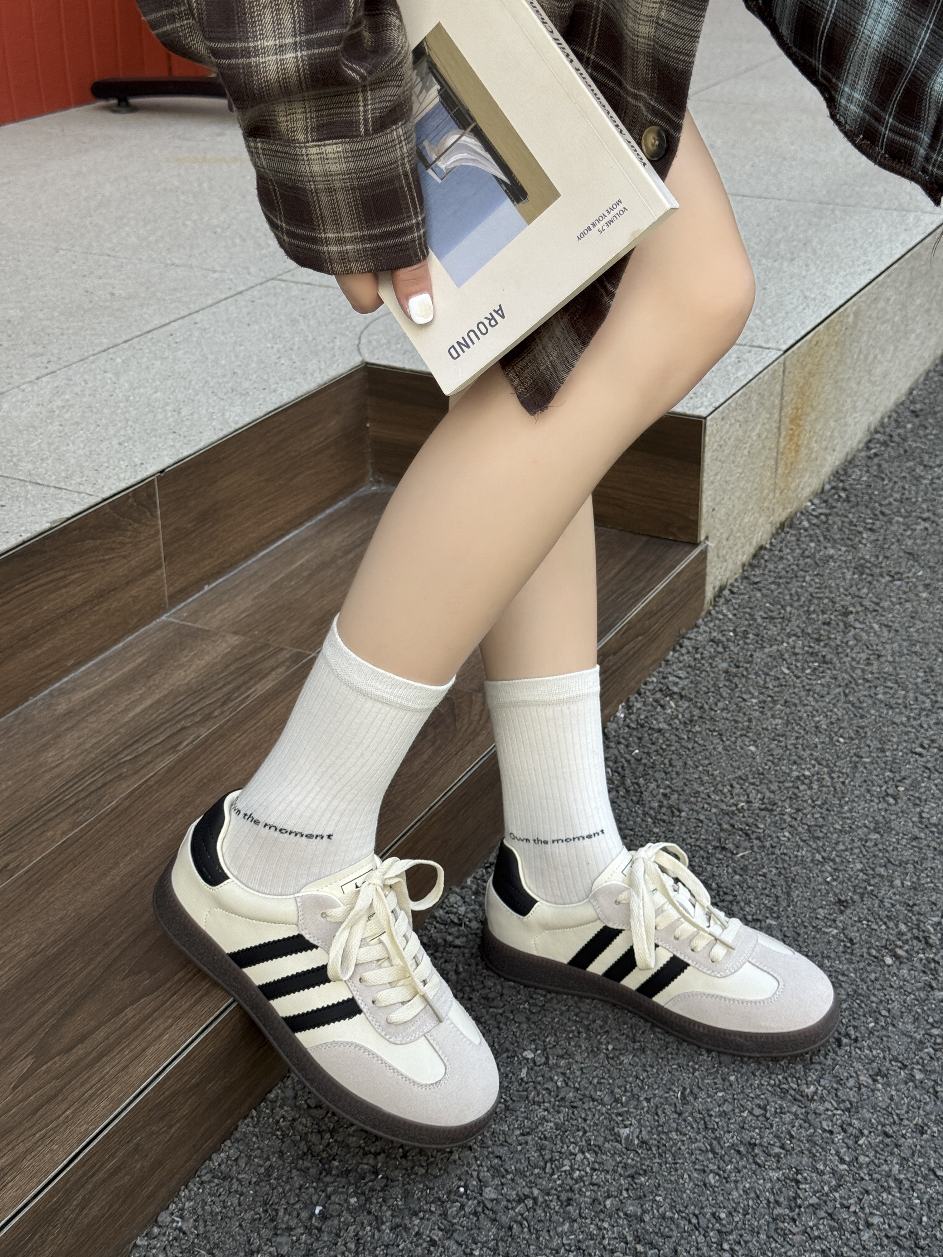 真皮厚底德训鞋女2025秋季新款平底复古米白板鞋休闲板鞋3066