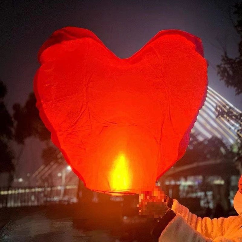 速发2025新款孔明灯心形摆摊许愿灯加厚阻燃创意祈福灯100个