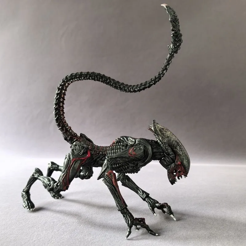 NECA美洲狮异形Kenne致敬异形黑豹 7寸可动人偶手办模型摆件