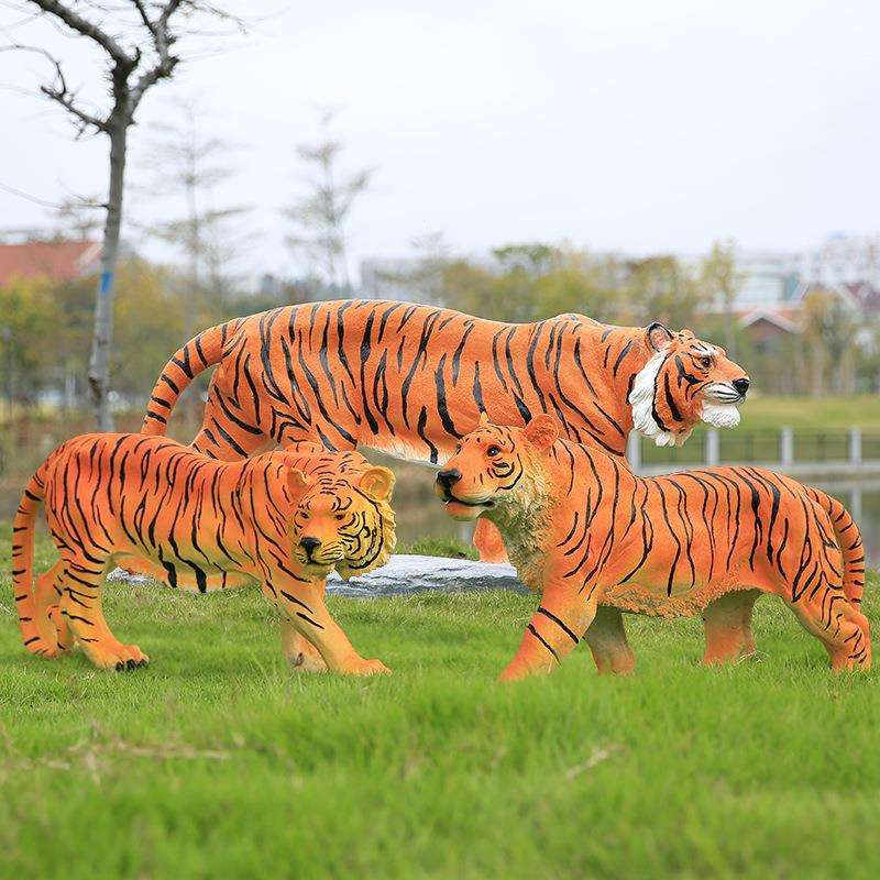 玻璃钢老虎雕塑动物模型装饰园林景观摆件草坪景区道具大摆设
