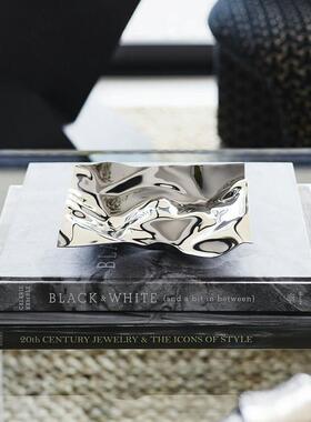 一匚样板间餐桌客厅茶几现代 轻奢银色艺术托盘软装饰品创意摆件