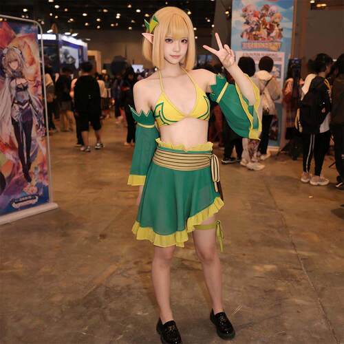 动漫妖精的尾巴露西cos服