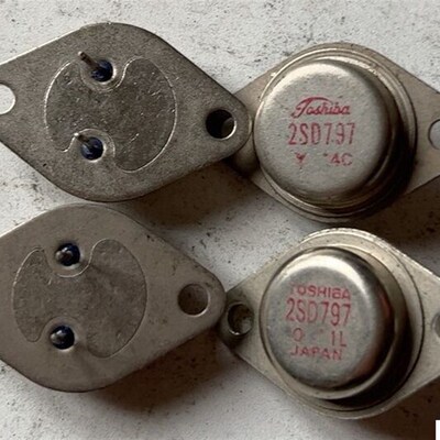 早期葫芦底 2SD797 D797 2SD641 音频功放铁帽管 老年份金峰管