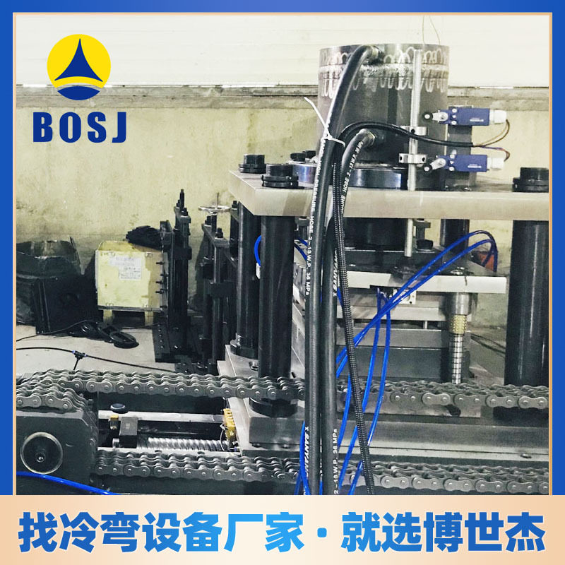 供应角铁卷圆设备u型钢材开料机角钢全自动冲孔机货源充足