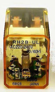 和泉RH2B-UL小型电磁中间继电器AC220V/DC24V  现货