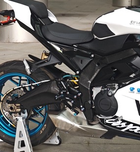 Weite碳纤维适用春风675SR碳纤维油箱盖钥匙罩定风翼排气罩保护罩