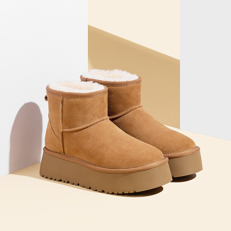 桑坡雪地靴羊皮毛一体