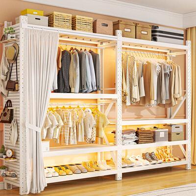 Shelves, cloakrooms, hangers, open wardrobes