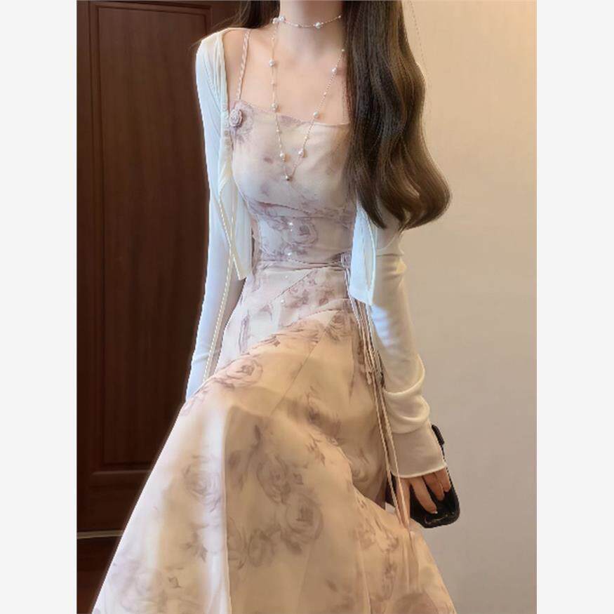 法式时尚一整套穿搭气质收腰碎花度假风吊带连衣裙女学生薄款罩衫