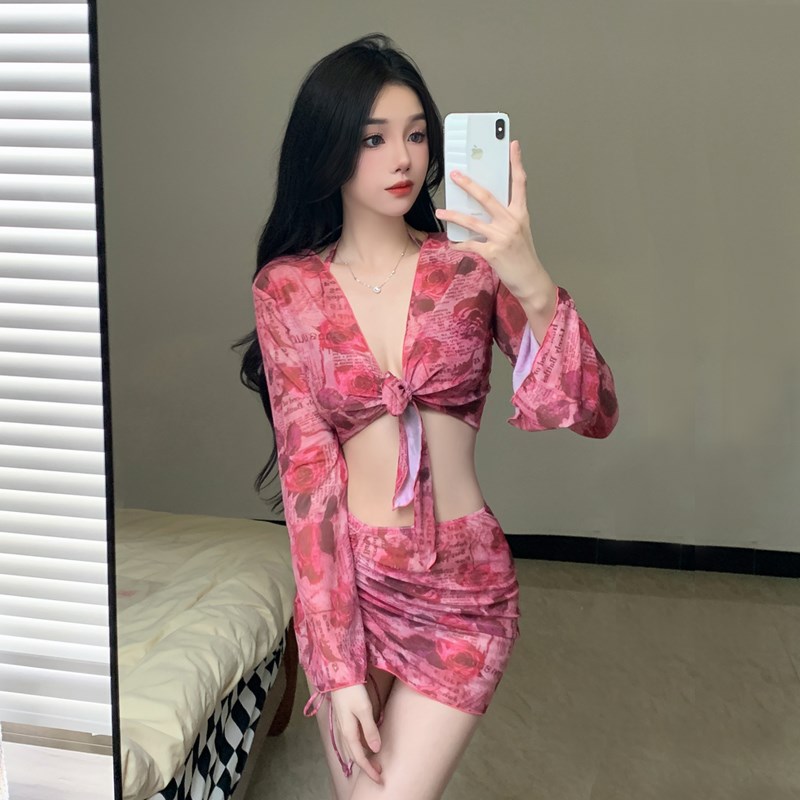 速发比基尼泳衣女2024新款分体四件套长袖防晒性感修身显瘦泡温泉