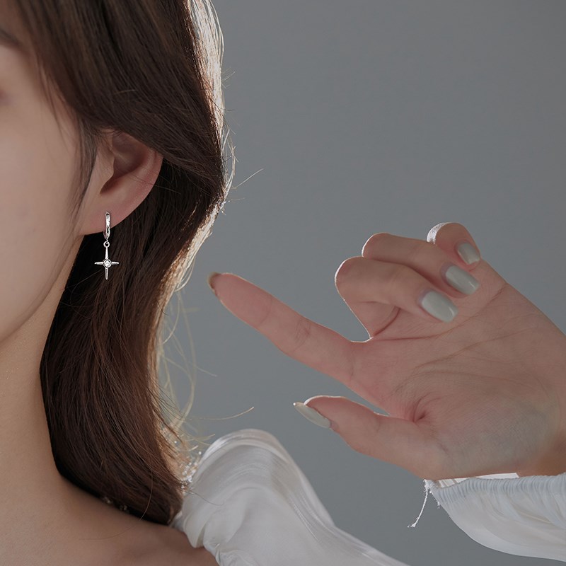 极速甜酷不对称耳圈纯银针小众设计感耳饰十字架N独特耳钉2023年
