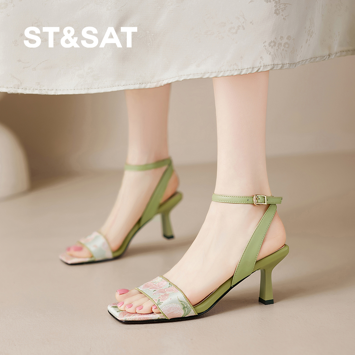星期六夏季新款气质一字带高跟鞋女方头不累脚通勤时装凉鞋配裙子