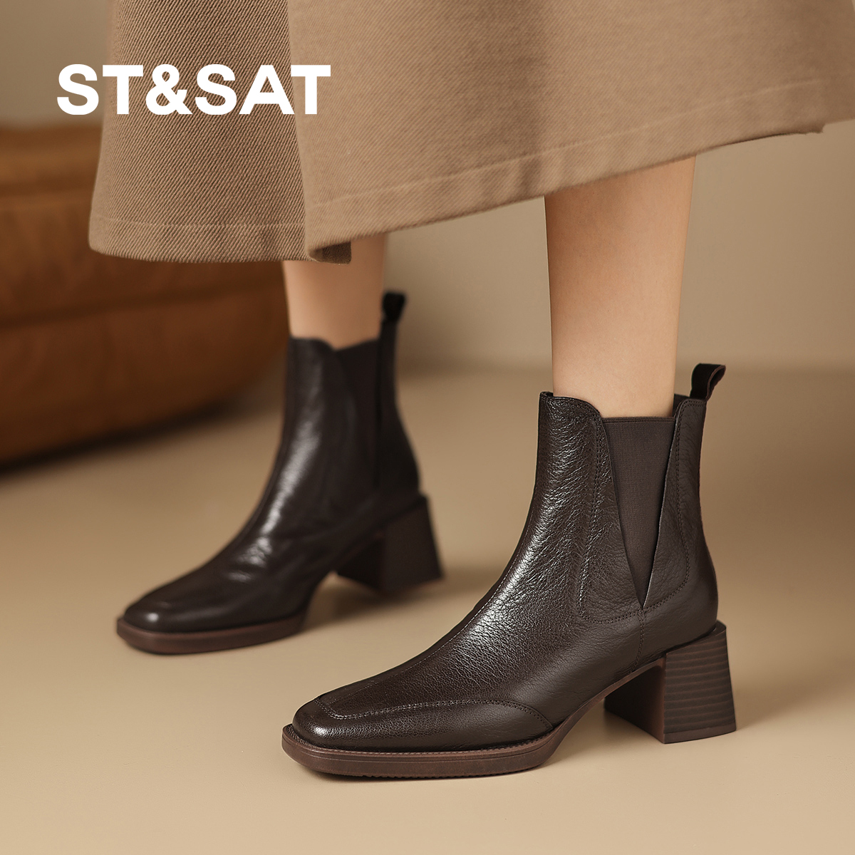 星期六2025新款复古英伦风切尔西靴女粗跟不累脚中筒百搭瘦瘦靴