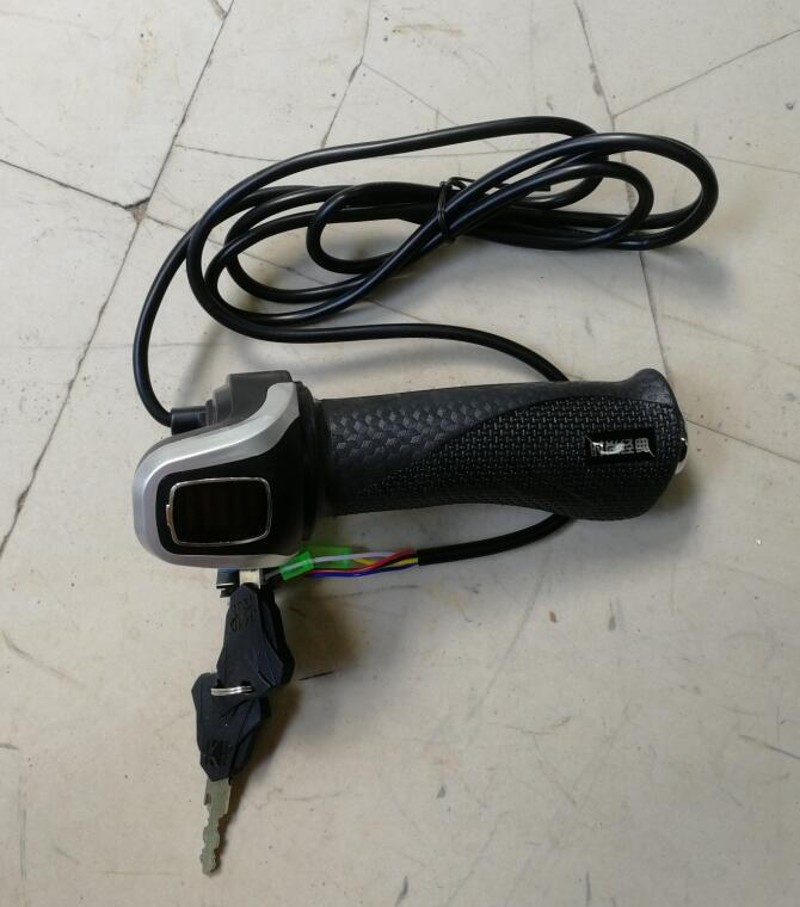 48v60v电动车转把锂电车电量显E示灯转把带锁转把电动自行车配件