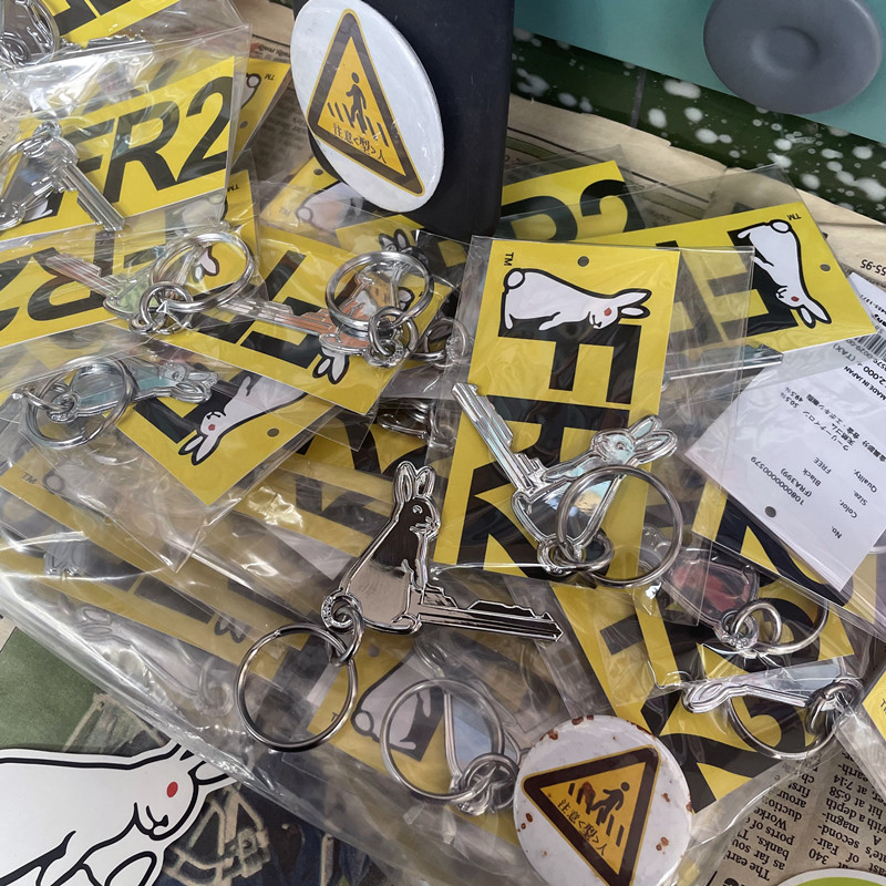 极速现货FR2 FXXKey Rabbits key holLder钥匙扣钥匙圈潮流挂件DI