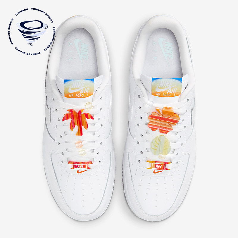 Nike/耐克正品Air Force 1女士简约休闲经典轻盈板鞋IB8875-111