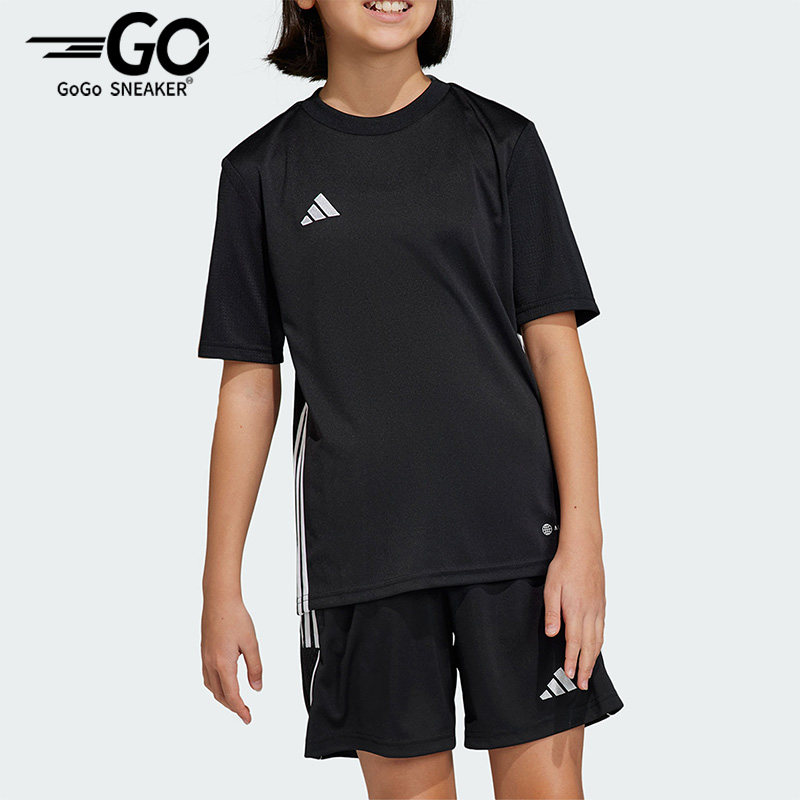 阿迪达斯足球运动短袖