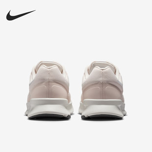 耐克官方正品 DR2698 Run 3女士低帮减震耐磨跑步鞋 111 Swift Nike