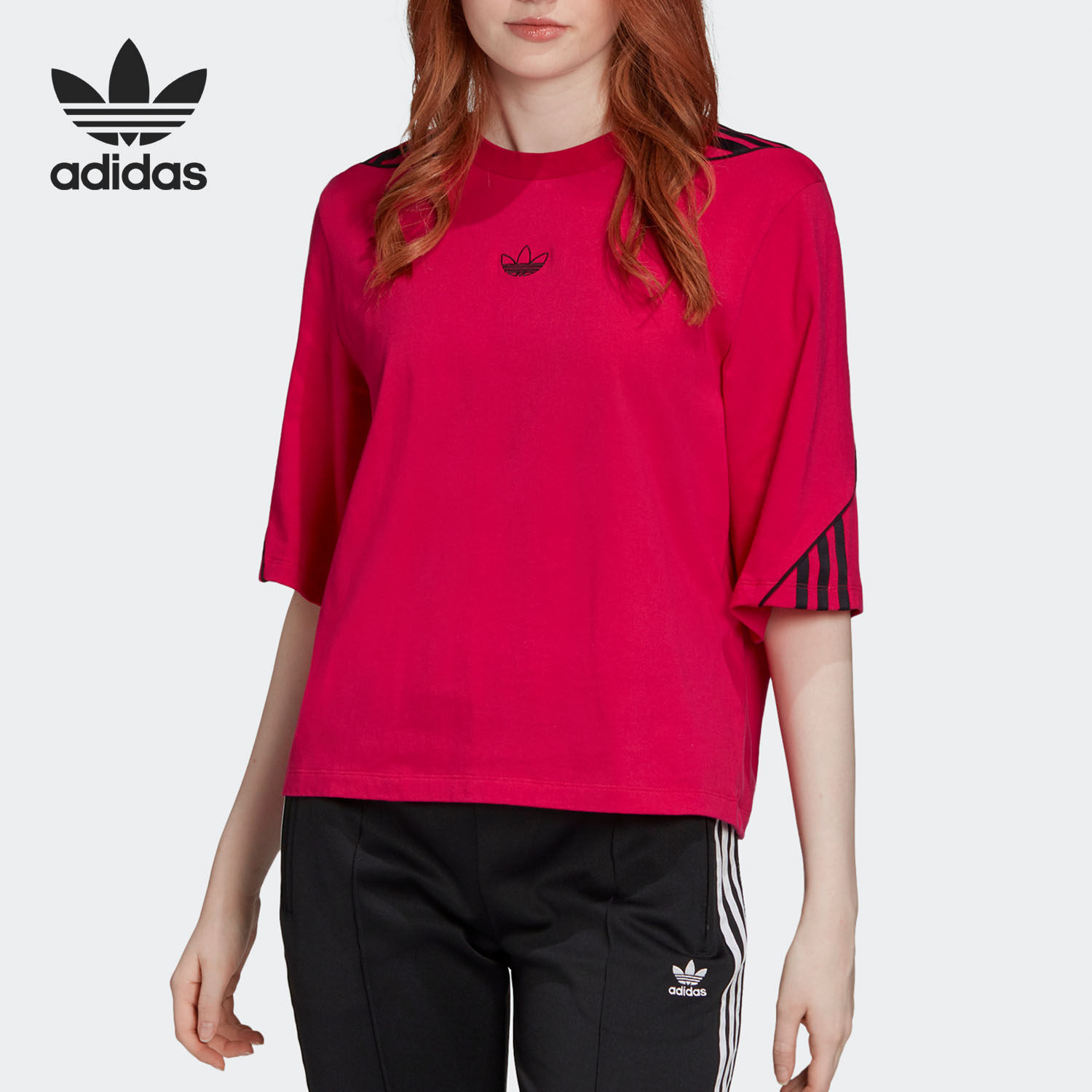 Adidas/阿迪达斯正品 Cropped 三叶草女子运动休闲T恤 FM1961