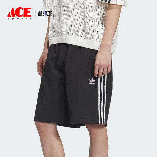 Adidas/阿迪达斯正品三叶草男士足球风休闲经典梭织短裤KC0154