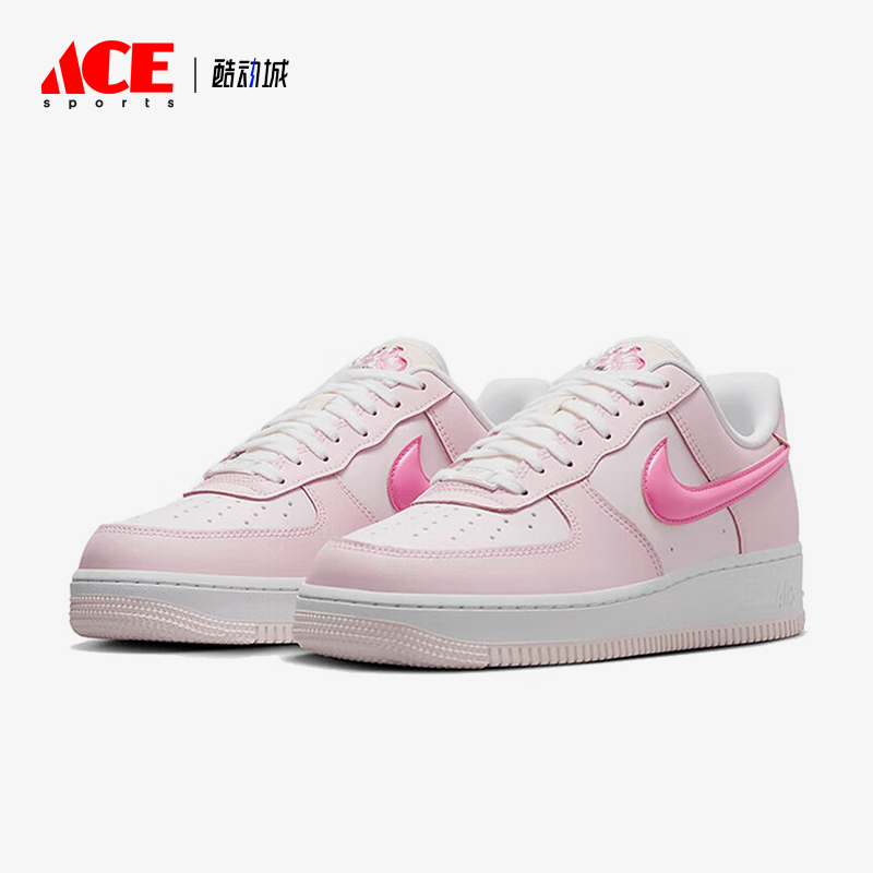 Nike/耐克女士耐磨运动板鞋