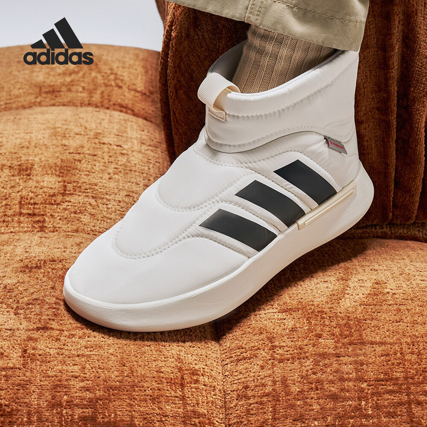 阿迪达斯男女柔软保暖休闲棉鞋