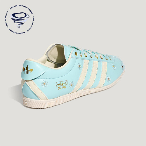 Adidas/阿迪达斯正品三叶草女士系带复古耐磨低帮板鞋LA1351