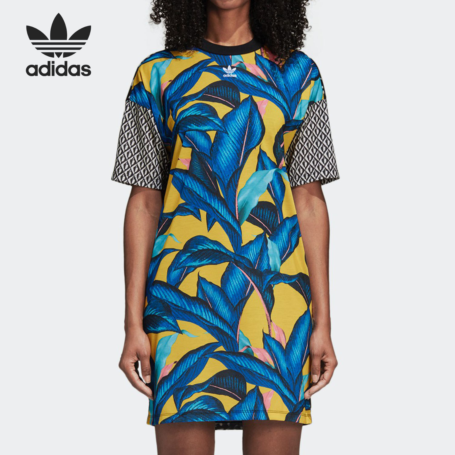 Adidas/阿迪达斯正品三叶草女子印花短袖运动连衣裙 DH3057,运动服/休闲服装,运动连衣裙,淘宝优惠券,粉丝福利购,淘宝优惠卷