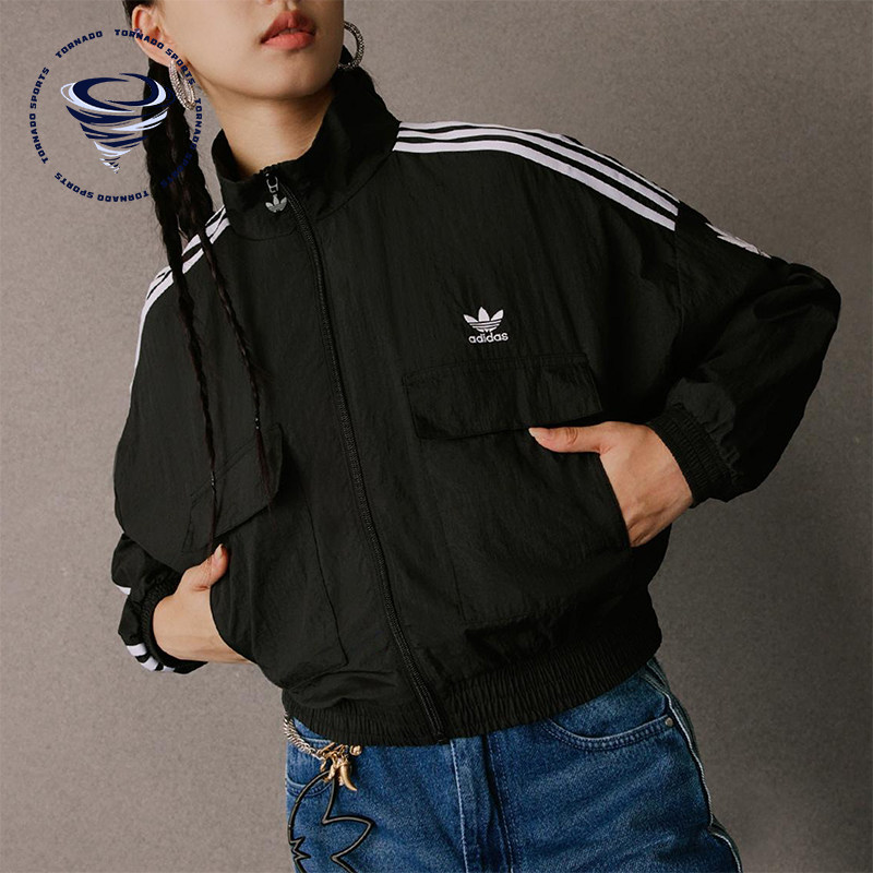 Adidas/阿迪达斯正品三叶草女士休闲短款条纹梭织运动外套KG8512 - 实物图