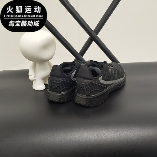 adidas阿迪达斯儿童运动鞋
