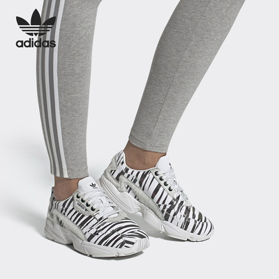 Adidas/阿迪达斯正品三叶草当季女新款运动耐磨休闲鞋FV4049