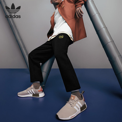 Adidas/阿迪达斯三叶草男子连帽夹克外套IC8868