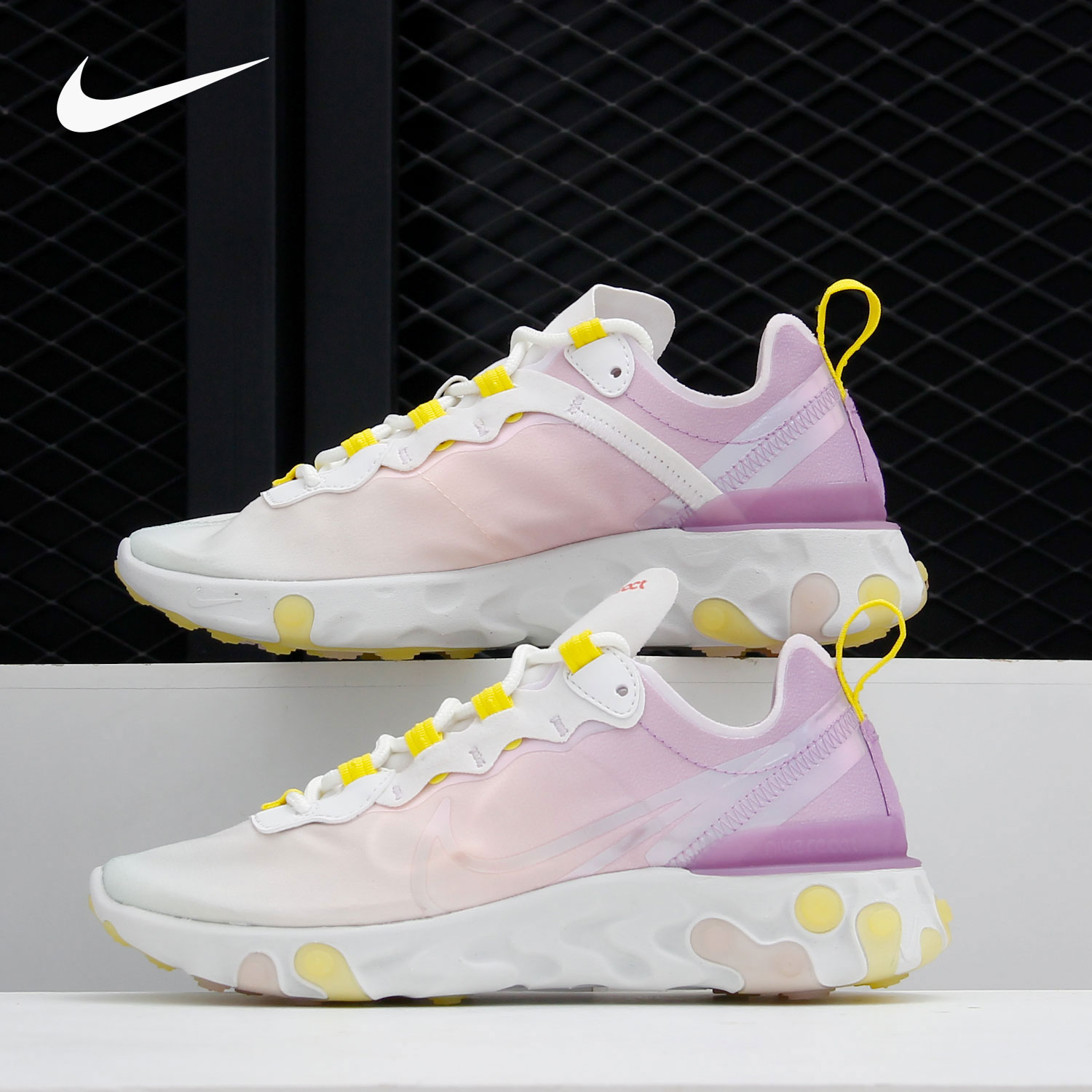 Nike/耐克正品男女低帮透气轻便运动时尚运动鞋 CW2631-911