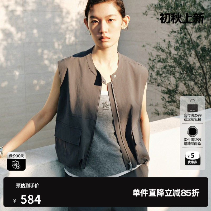 U/TI灰色口袋工装风背心马夹女垫肩直筒短款外套尤缇2026秋季新款